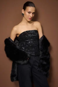TRENDYOLMİLLA Black Strapless sequined Bedene Oturan Party Blouse