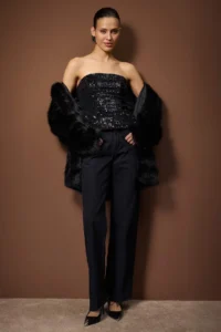TRENDYOLMİLLA Black Strapless sequined Bedene Oturan Party Blouse - Image 2
