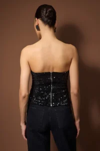 TRENDYOLMİLLA Black Strapless sequined Bedene Oturan Party Blouse - Image 4