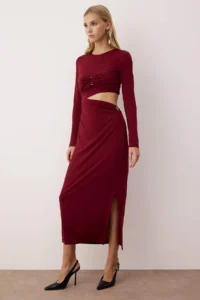 TRENDYOLMİLLA Burgundy Accessory and Waist Cut-Out Detailed Knitting her dress - Image 2
