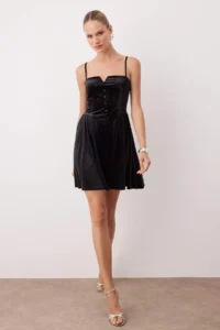 TRENDYOLMİLLA Black Plain buttoned Knitting Velvet Mini Unlined Dress - Image 2