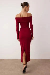 TRENDYOLMİLLA Burgundy Collar Detailed Knitting Midi Unlined Chic/Evening Dress - Image 4