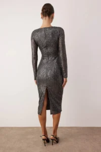 TRENDYOLMİLLA Anthracite Cut Out Detailed Knitting Sequin Midi Lined Elegant/Evening Dress - Image 4