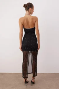 TRENDYOLMİLLA Black Plain Stone Printed V-neck Tulle Maxi Lined her dress - Image 4