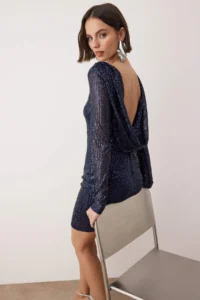 TRENDYOLMİLLA Navy Blue Low-cut back Fitted Plain Sequin Short / Mini Lined her dress - Image 2
