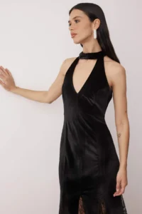 TRENDYOLMİLLA Black Lace Detailed Knitting Velvet Maxi Unlined her dress - Image 3