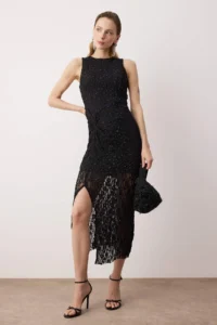 TRENDYOLMİLLA Black Stone Printed Tulle Maxi Lined Party Dress - Image 3