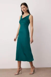 TRENDYOLMİLLA Emerald Green Stone with accessories Weaving Satin Midi Elegant/Evening Dress - Image 2