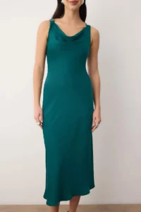TRENDYOLMİLLA Emerald Green Stone with accessories Weaving Satin Midi Elegant/Evening Dress - Image 4