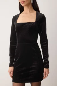 TRENDYOLMİLLA Black Knitting Velvet Mini Elegant/Evening Dress - Image 3