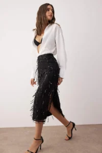 TRENDYOLMiLLA Black Fringed Sequin Detailed Midi Skirt - Image 2