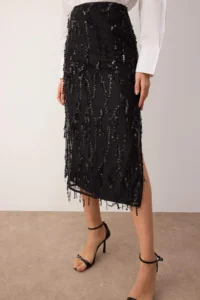 TRENDYOLMiLLA Black Fringed Sequin Detailed Midi Skirt - Image 4
