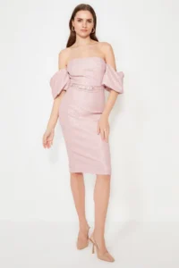 TRENDYOLMİLLA Pink Arched Lined textured Kendinden Patterned Weaving Chic Evening Gown Dress - Image 3