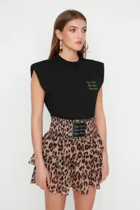 TRENDYOLMİLLA X Sagaza Studio Black Knitting Bodysuit .D.00001 - Image 3