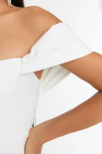 TRENDYOLMİLLA Bridal White Fitted Corset Detailed Weaving Chic Evening Gown Night Graduation Dress - Image 5