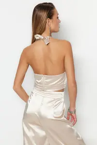 TRENDYOLMİLLA Beige Crop Lined Weaving Satin Bustier - Image 5