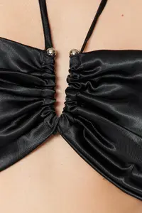 TRENDYOLMİLLA Black Crop Lined Weaving with accessories Satin Bustier - Image 4
