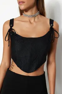 TRENDYOLMİLLA Black Crop Lined Piped Corset Detailed Knitting Lace Bustier - Image 4
