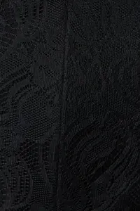 TRENDYOLMİLLA Black Crop Lined Piped Corset Detailed Knitting Lace Bustier - Image 5