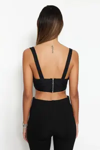 TRENDYOLMİLLA Black Crop Lined Piped Corset Detailed Knitting Lace Bustier - Image 6