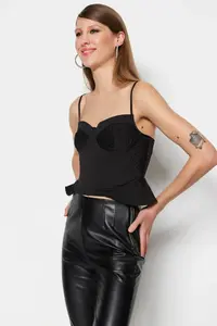 TRENDYOLMİLLA Black Crop Lined Knitting Bustier - Image 2