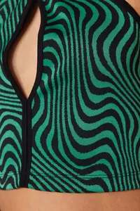 TRENDYOLMİLLA Black-Green Crop Knitting Window/Cut Out Detailed Animal Patterned Bustier - Image 5