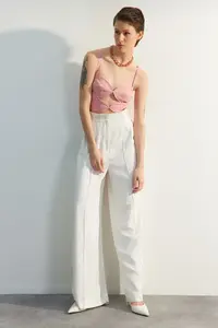 TRENDYOLMİLLA Pink Body-Fitting Weaving Cut-out/Window Detailed Bustier - Image 3