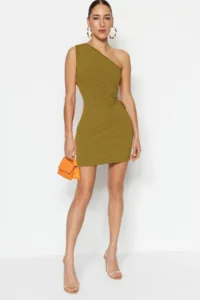 TRENDYOLMİLLA Yağ Green Fitted Waist Low-cut Knitting Evening Gown Night Graduation Dress - Image 5