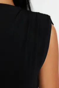 TRENDYOLMİLLA Black Fitted snaps Knitting Bodysuit .D.00012 - Image 5