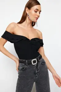 TRENDYOLMİLLA Black Flounce Detailed Frilly snaps Knitting Bodysuit .D.00014
