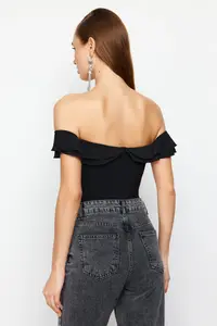 TRENDYOLMİLLA Black Flounce Detailed Frilly snaps Knitting Bodysuit .D.00014 - Image 6