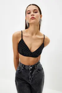 TRENDYOLMİLLA Black Crop Shiny Stone Weaving Bustier - Image 2
