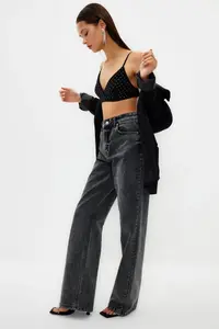 TRENDYOLMİLLA Black Crop Shiny Stone Weaving Bustier - Image 4