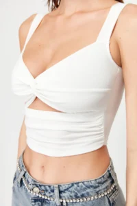 TRENDYOLMİLLA White Crop Window/Cut Out Detailed Knitting Blouse - Image 11