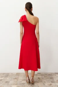 TRENDYOLMİLLA Rejection A-Cut Bow Detailed Weaving Chic Evening Gown Dress - Image 4
