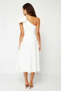 TRENDYOLMİLLA Bridal White A-Cut Bow Detailed Weaving Wedding/Marriage Evening Gown Night Graduation Dress - Image 7