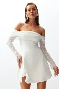 TRENDYOLMİLLA Bridal White A-Kesim Lined Weaving Short Wedding/Marriage Evening Gown Gece Graduation Dress - Image 4