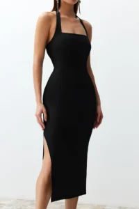 TRENDYOLMİLLA Black Body-fitting Weaving her dress - Image 3