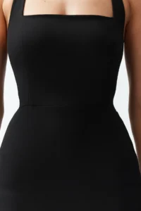 TRENDYOLMİLLA Black Body-fitting Weaving her dress - Image 4