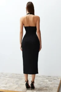 TRENDYOLMİLLA Black Body-fitting Weaving her dress - Image 5
