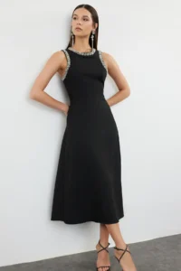 TRENDYOLMİLLA Black A-Kesim Stone with accessories Weaving Dress - Image 5
