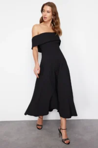 TRENDYOLMİLLA Black Collar Detailed A-Line Weaving Chic Evening Gown Dress - Image 4