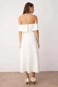 TRENDYOLMİLLA White Collar Detailed A-Line Weaving Chic Evening Gown Dress - Image 4