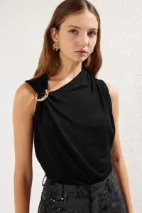 TRENDYOLMİLLA Black Accessory Detailed snaps Simli Knitting Bodysuit .D.00005 - Image 2