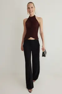 TRENDYOLMİLLA Brown Drape Detailed Knitting Bustier - Image 2