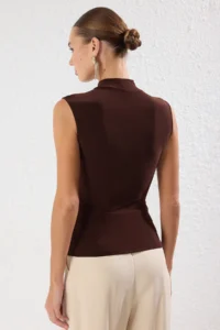 TRENDYOLMİLLA Brown Dog collar Accessory Detailed Knitting Chic Blouse - Image 5