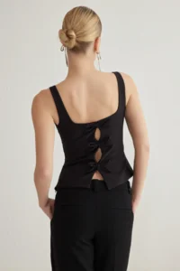 TRENDYOLMİLLA Black Black Bow Detailed Weaving Blouse - Image 5