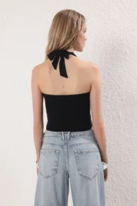 TRENDYOLMİLLA Black Double breasted Yaka Accessory Detailed Knitting Party Blouse - Image 5