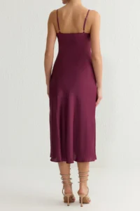 TRENDYOLMİLLA Plum Stone Bow Detailed Off-Shoulder Neck Satin Evening Gown Gece Graduation Dress - Image 8