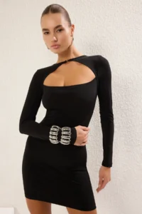 TRENDYOLMİLLA Black Body-Fitting Knitting Short Chic her dress - Image 2